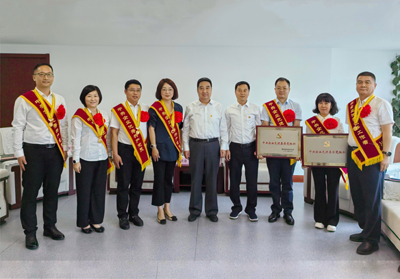 金年会 金字招牌诚信至上
党委召开荣获中央企业“两优一先” 个人和集体代表座谈会